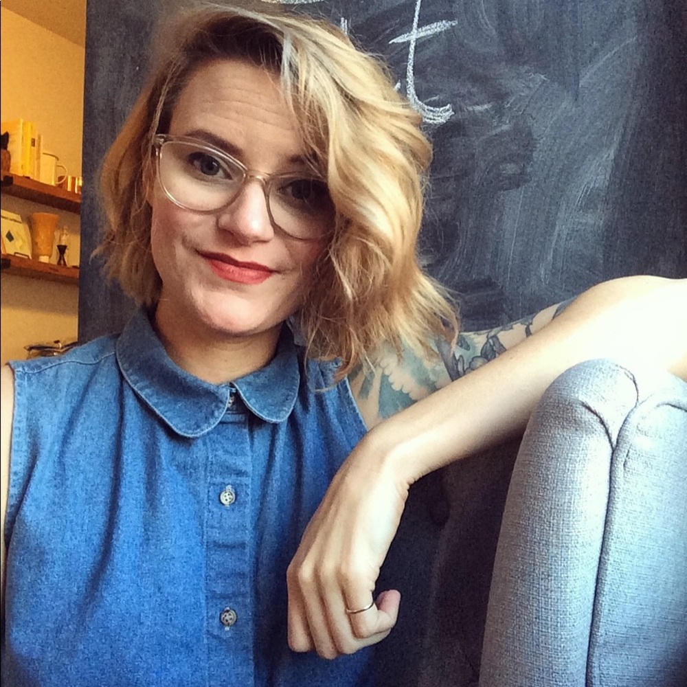 Meet your Posher, Emily